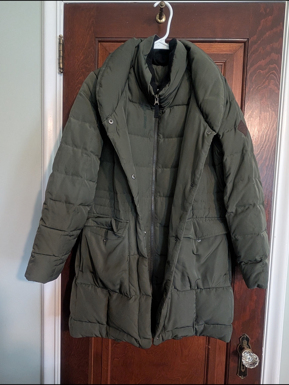 Eddie Bauer Olive Green Women's Puffer Coat